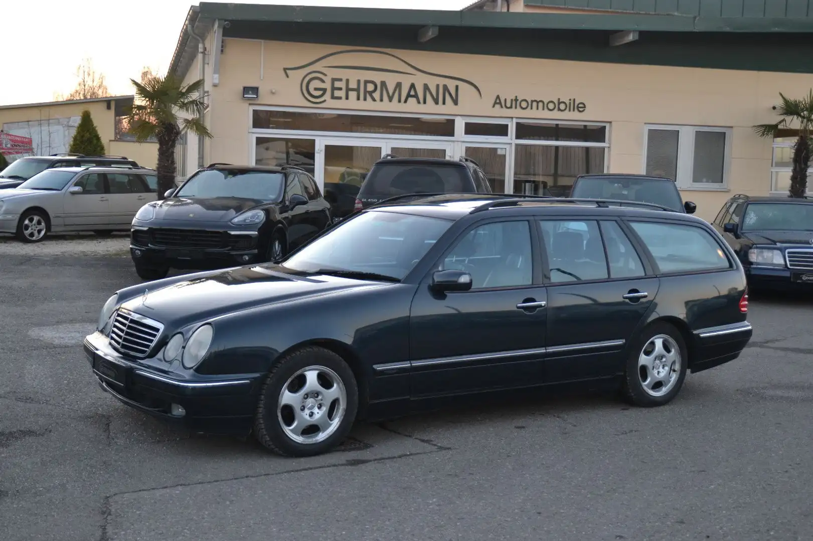 Mercedes-Benz E 280 T AVANTGARDE*Leder*Xenon*TÜV*Schiebedach Albastru - 1