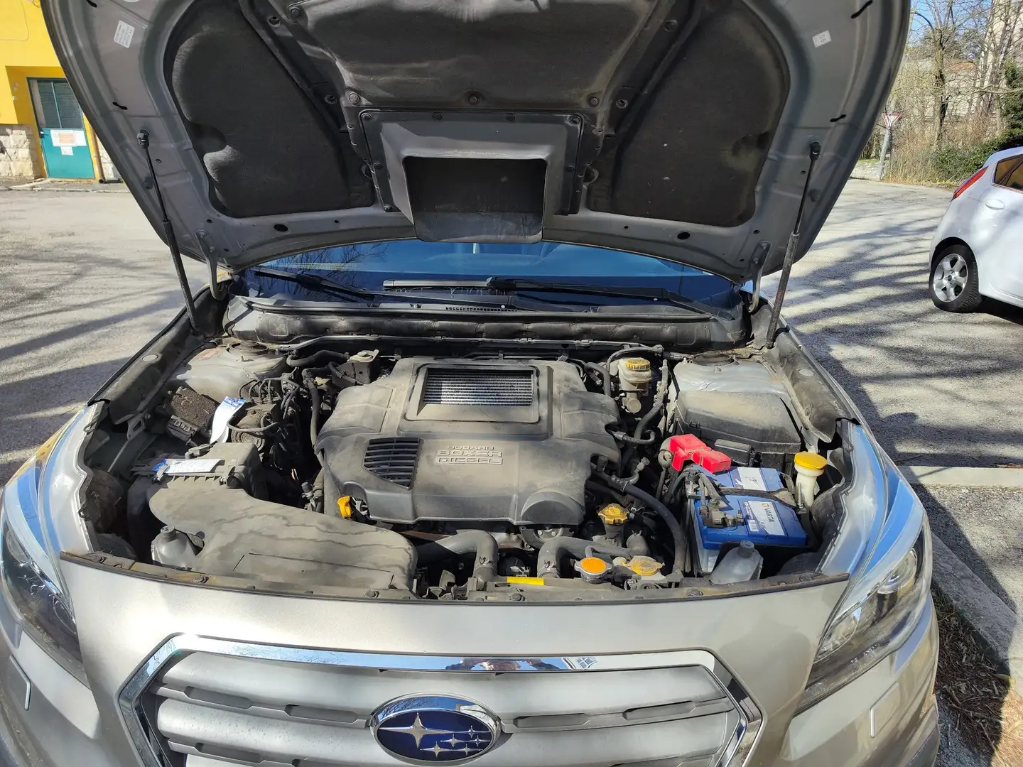 Subaru OUTBACK 2.0d Trend lineartronic - 1