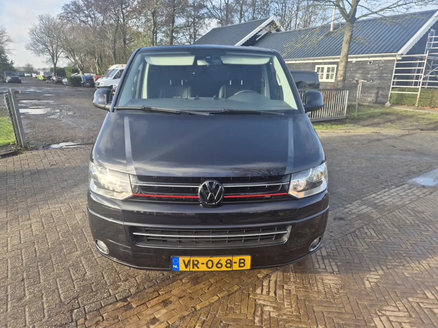 Volkswagen Transporter T Edition 2.0 TDI L2H1 Com. DC Noir - 2