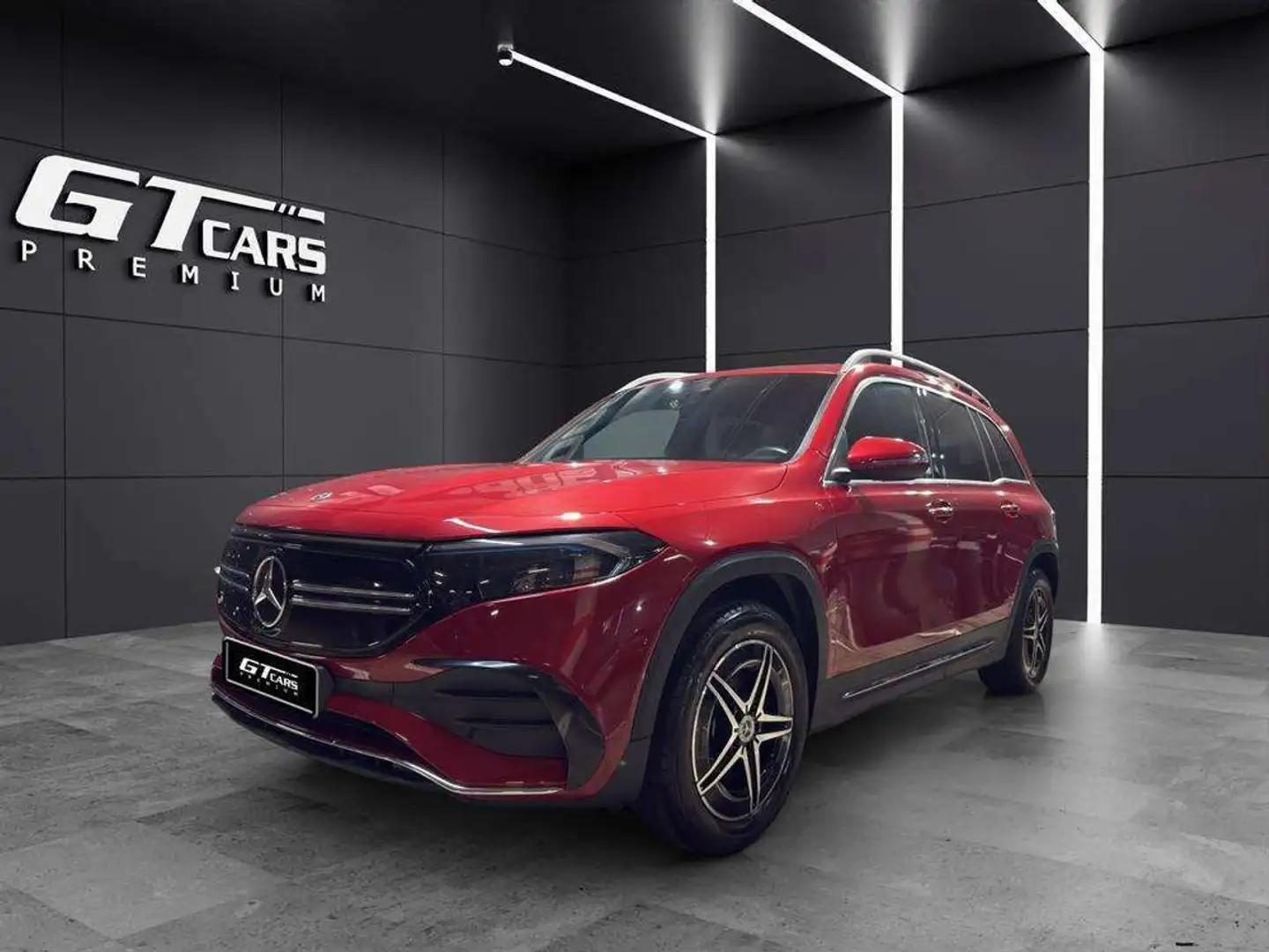 Mercedes-Benz EQB 300 4Matic Rojo - 1