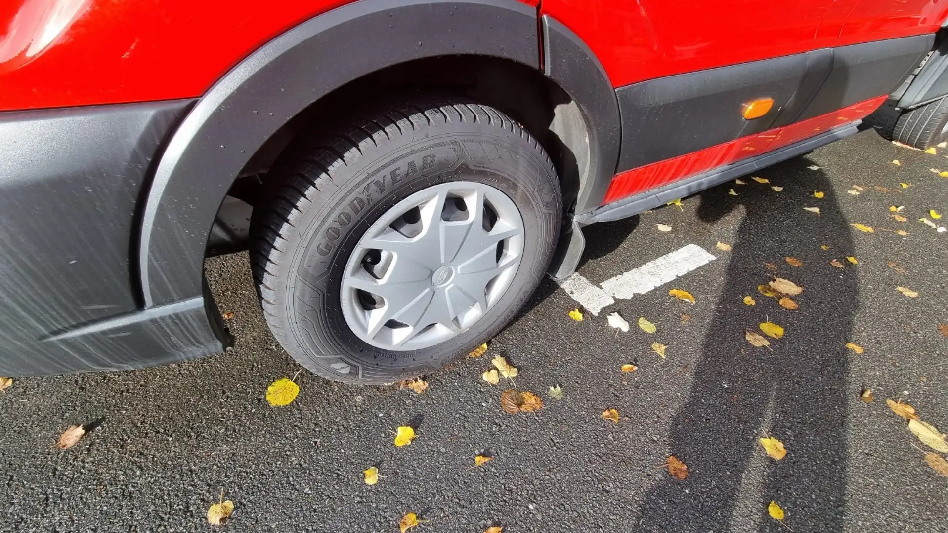 Ford Transit Transit 2.0 TDCi, 3,5t zul. Gg, Doka, Pritsche Rot - 2