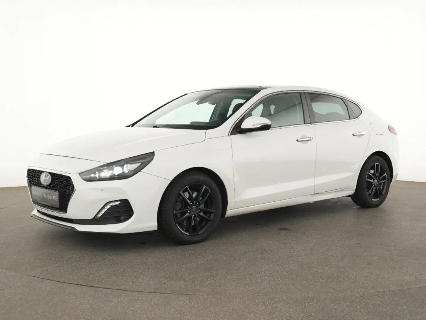 Hyundai i30 Fastback Premium Weiß - 1