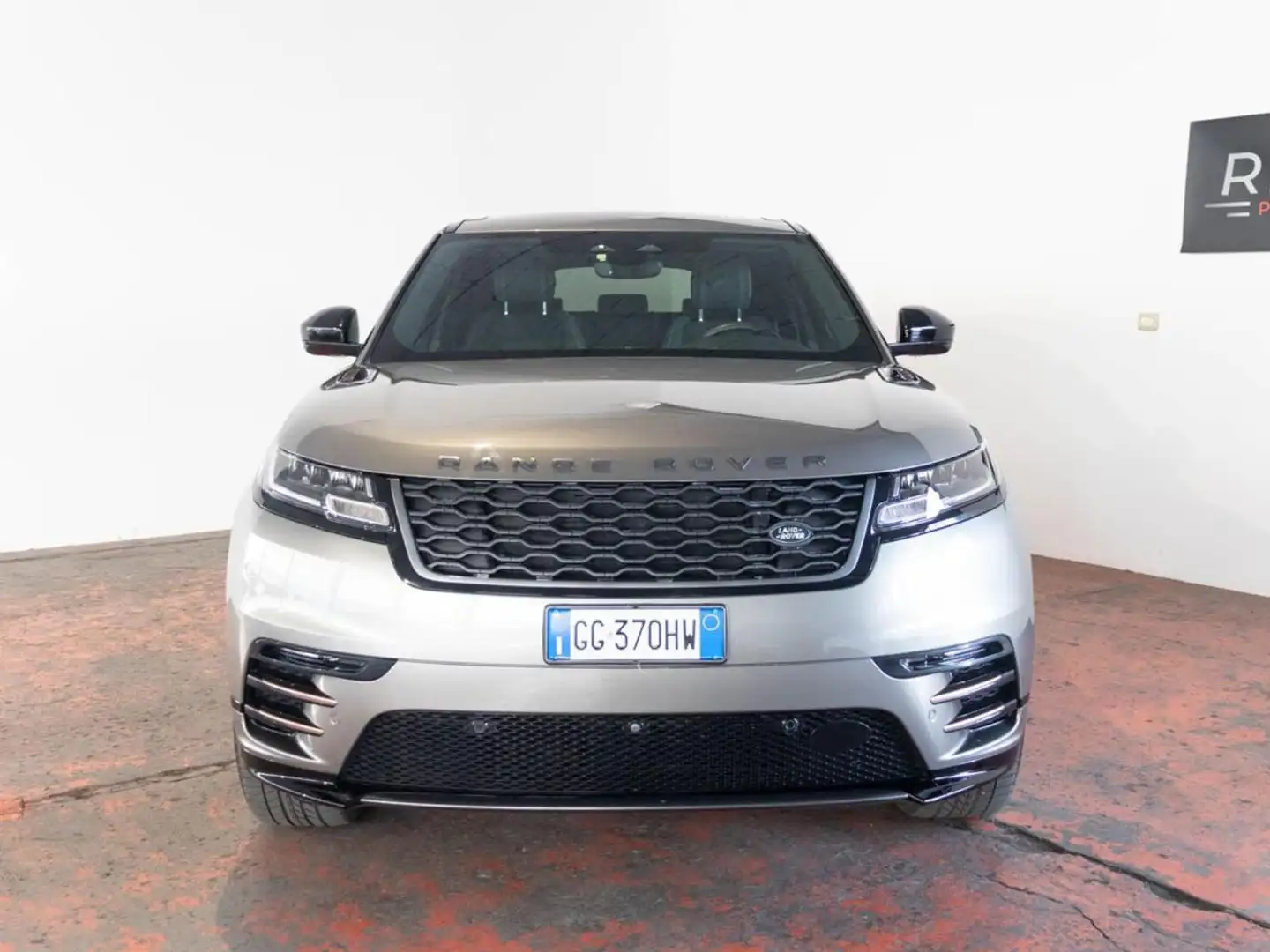 Land Rover Range Rover Velar 2.0 D I4 R-Dynamic 4wd Auto *TETTO* Gris - 2