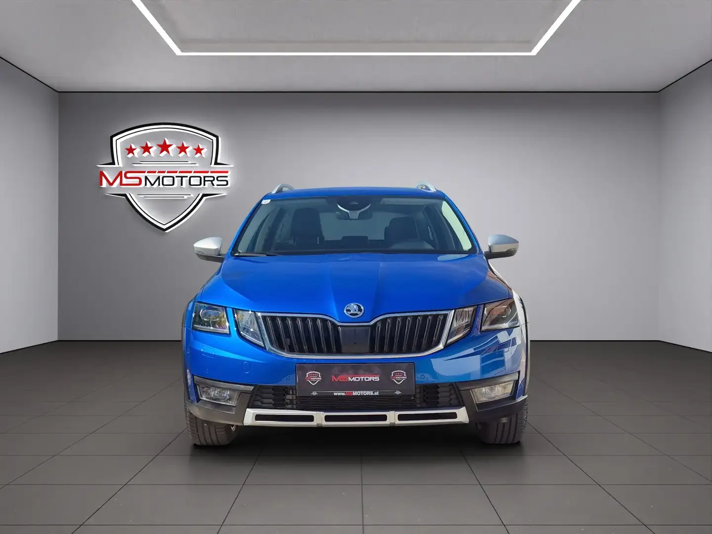 Skoda Octavia Scout 4x4 DSG*RFK*ACC*ALCANTARA*KEYLESS*CANTON Blau - 2