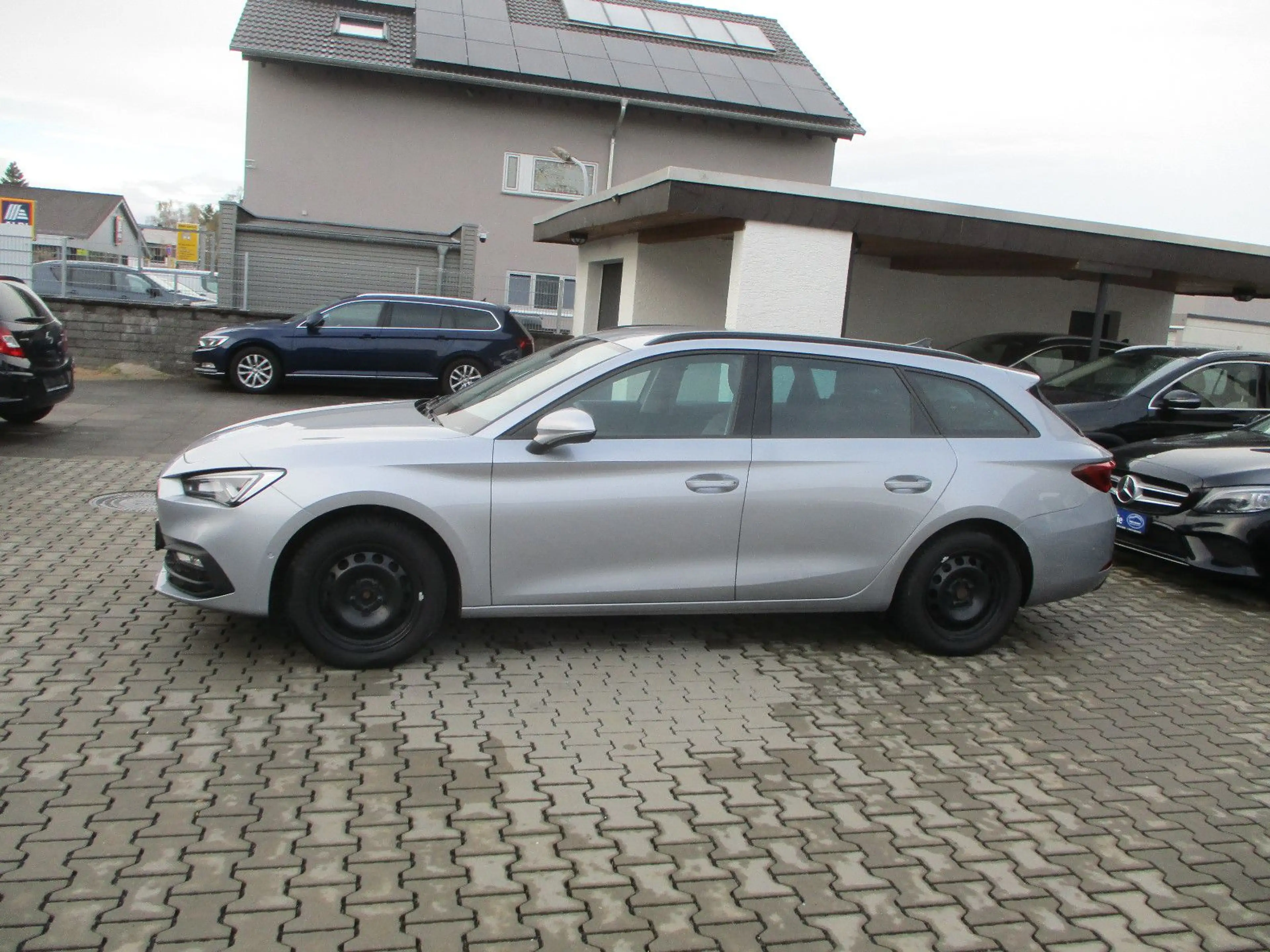 SEAT Leon 2.0 TDI NAVI LEDER KAMERA LED SPURH ACC PDC — photo 20