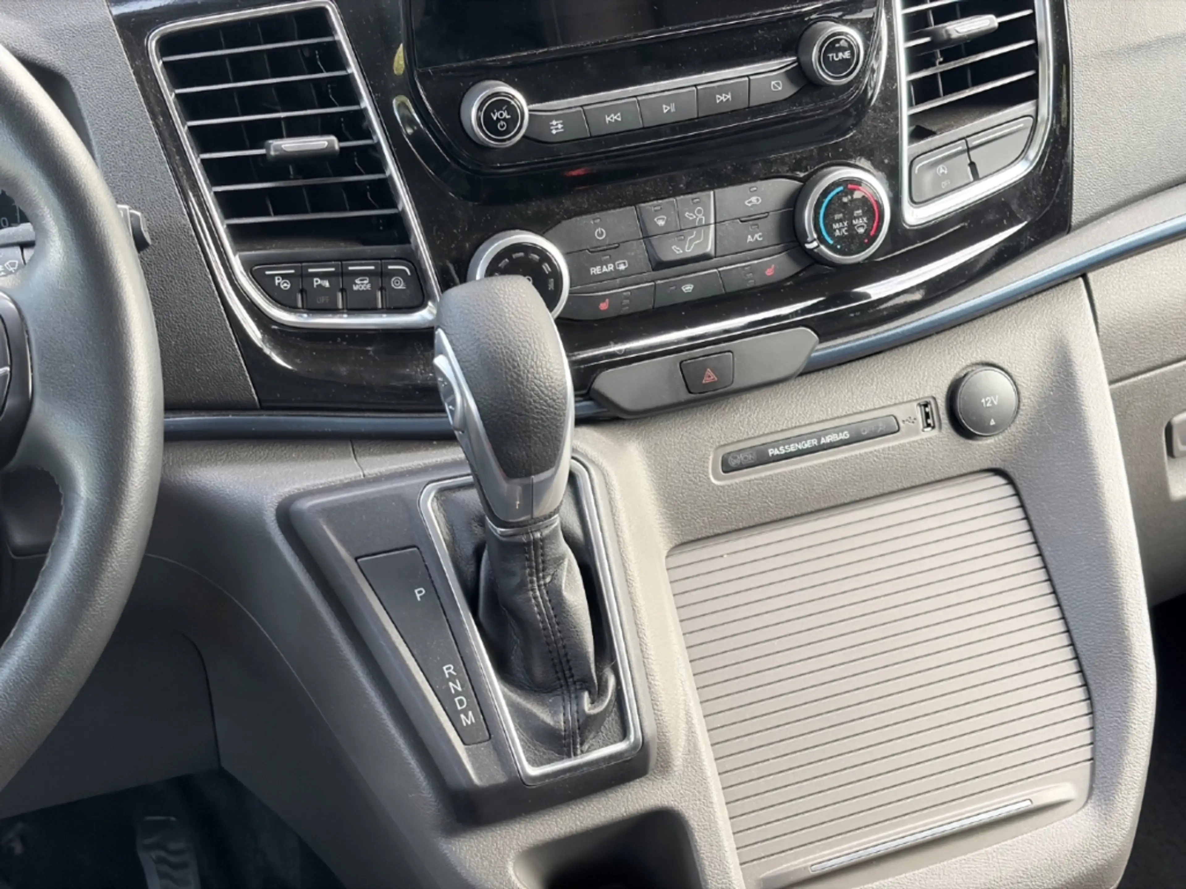 Ford Tourneo Custom 2.0 TDCi Active Autom. Standheizung FGS — photo 15