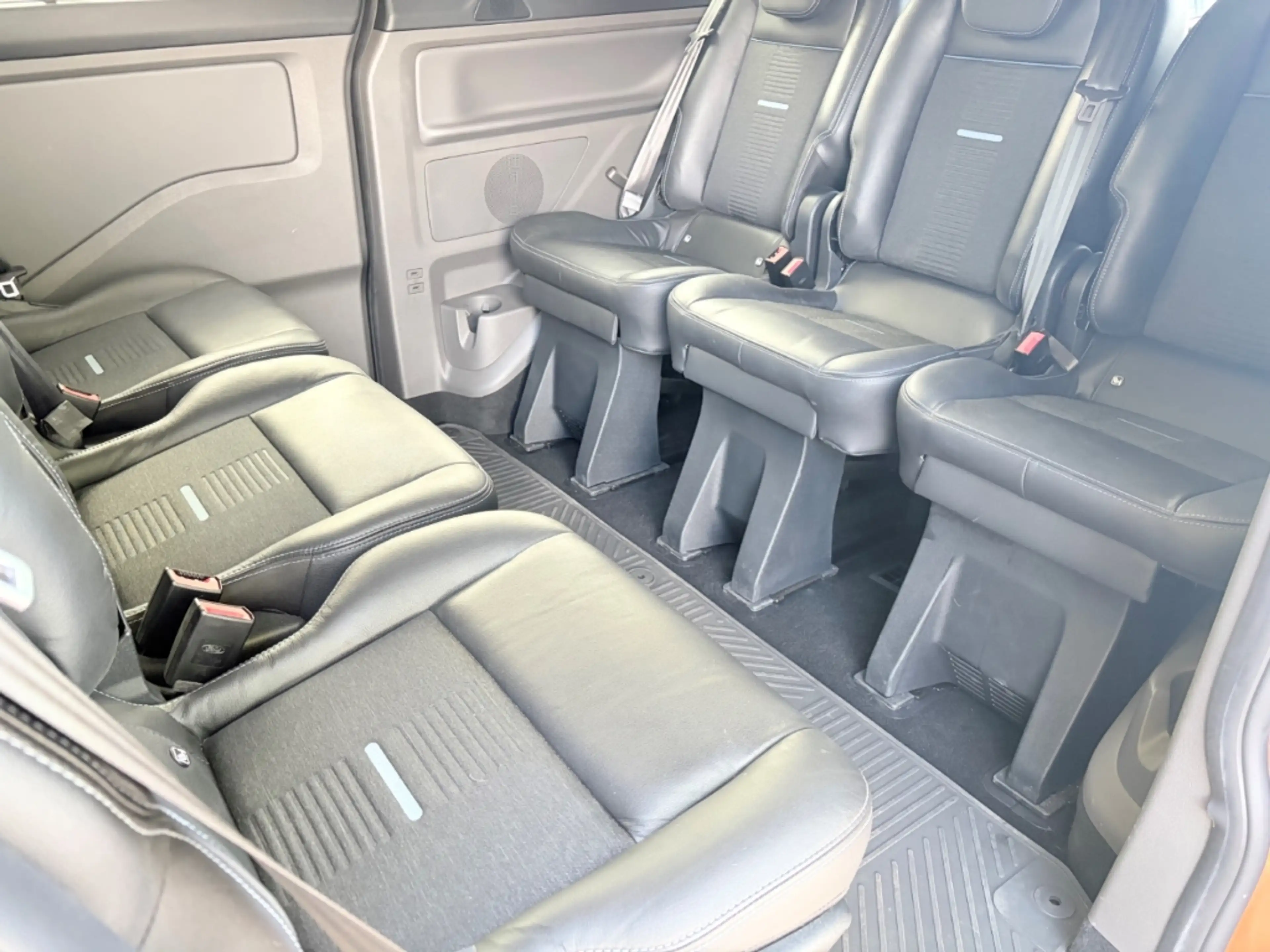 Ford Tourneo Custom 2.0 TDCi Active Autom. Standheizung FGS — photo 19