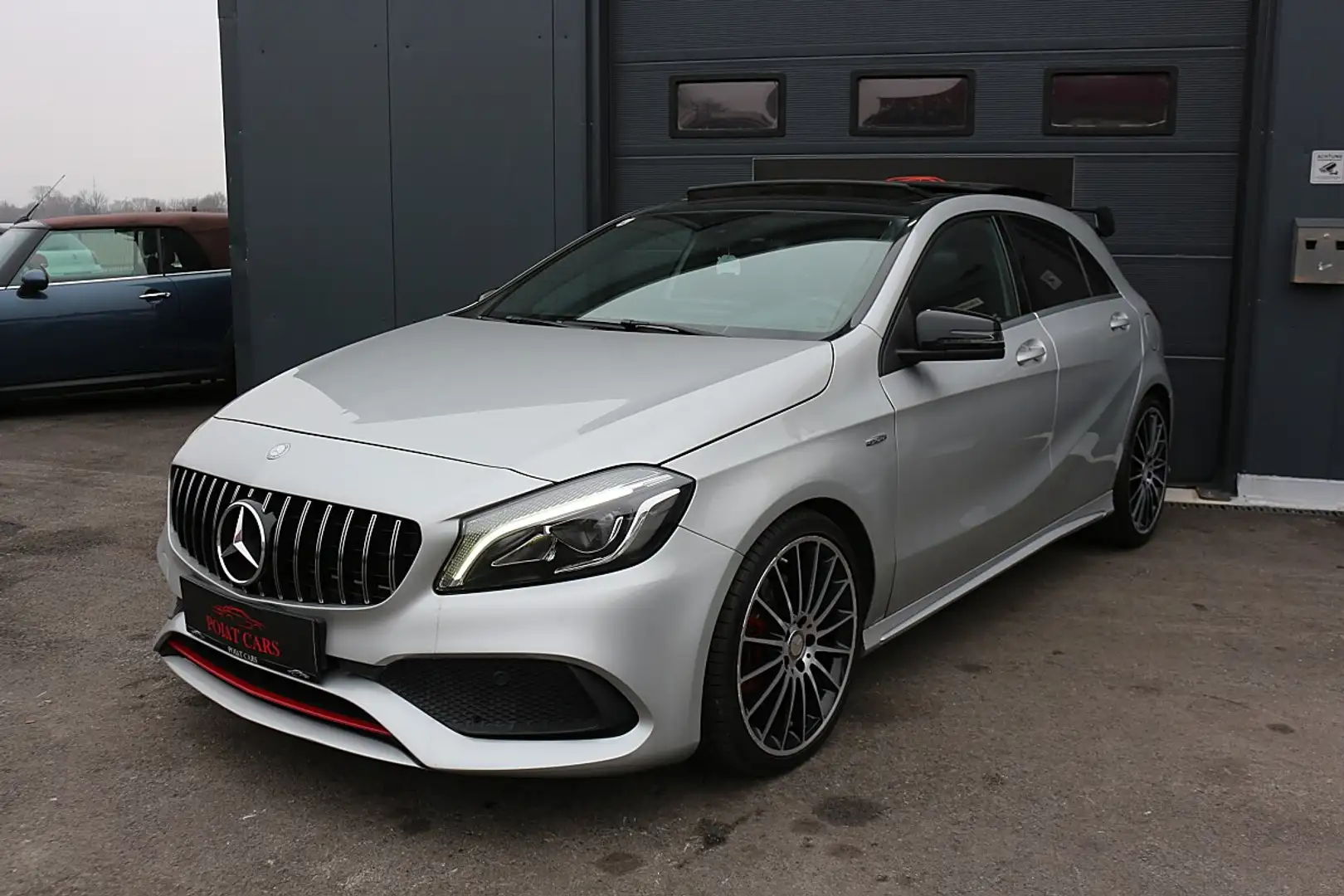 Mercedes-Benz A 250 AMG Aut. Grau - 1