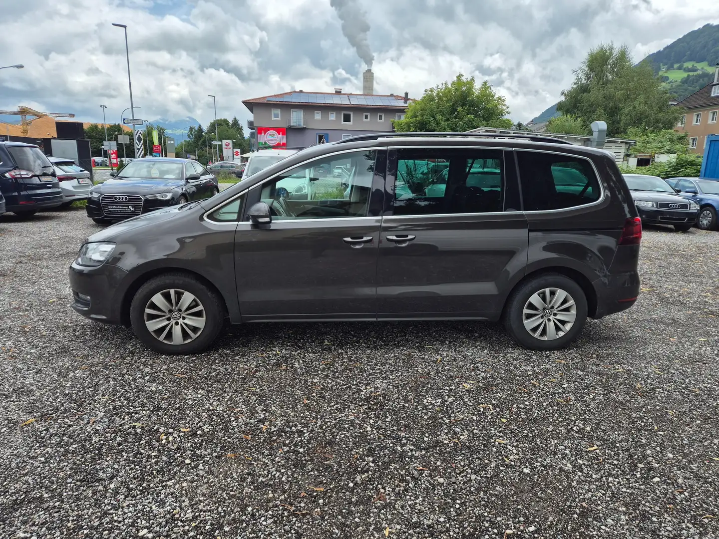 Volkswagen Sharan Business 2.0 TDI 7 Sitzer Braun - 2