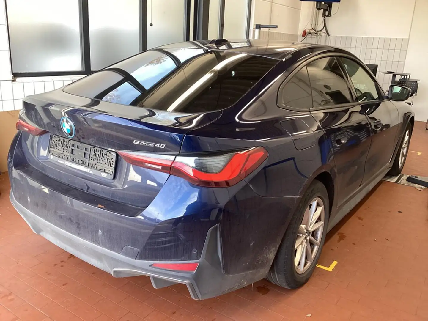 BMW i4 eDrive40 + 2Jahre-BPS.-GARANTIE Blau - 2