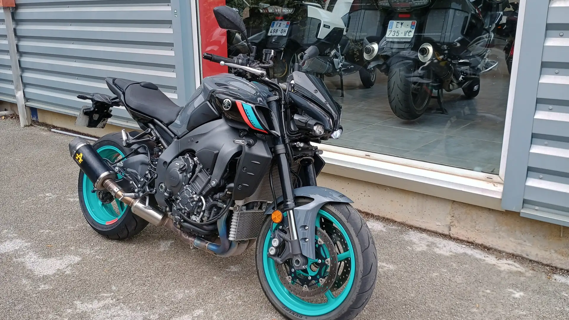 Yamaha MT-10 - 2