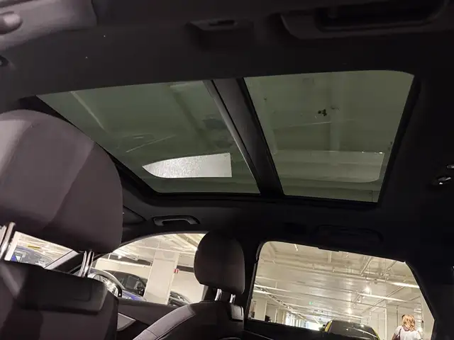 Audi A4 view 13