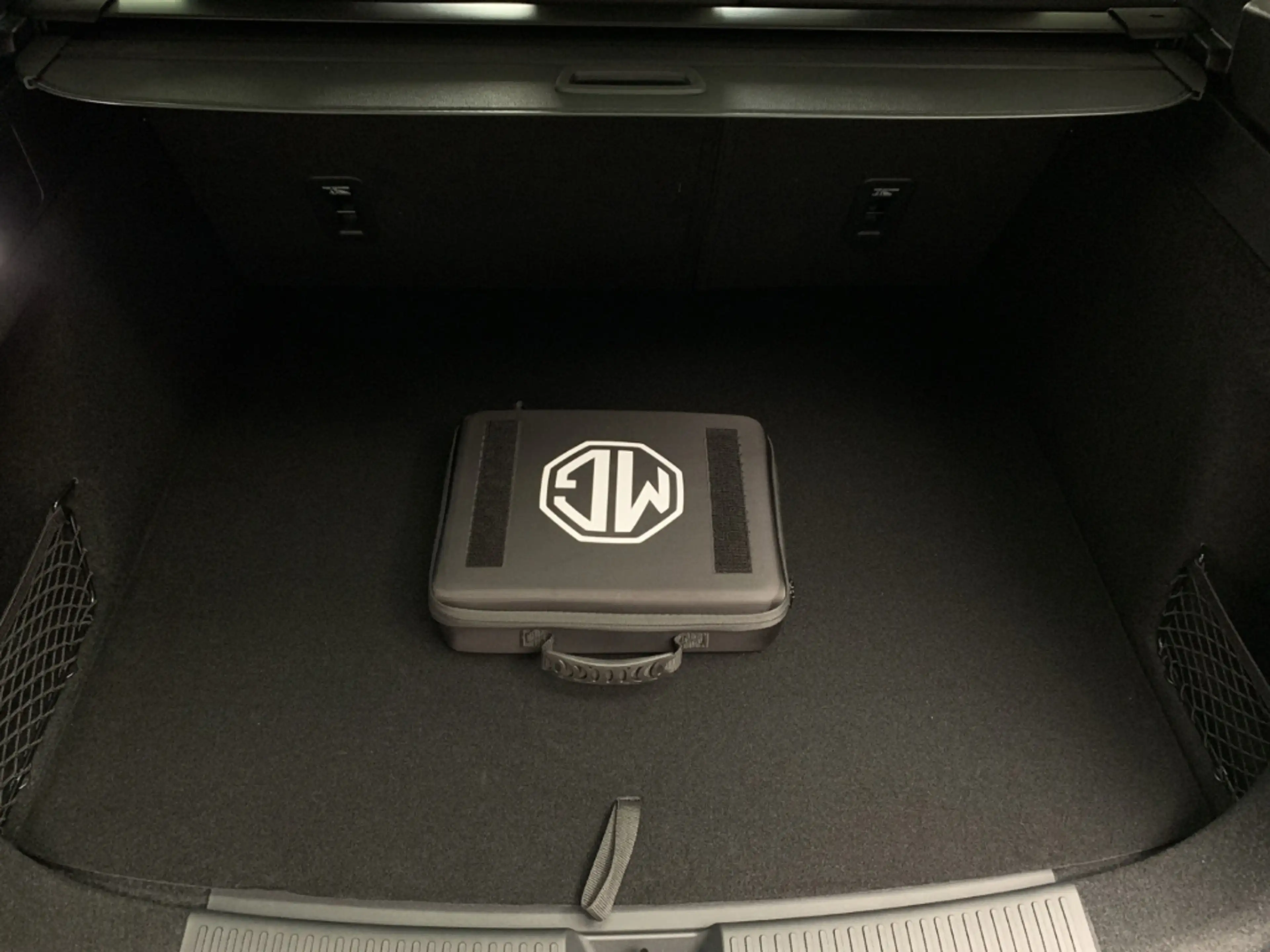 MG EHS Luxury MY24 360° Kamera SHZ Navi MG Pilot — photo 15