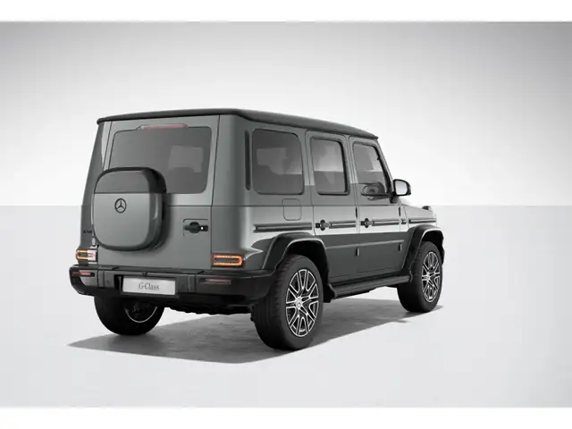 Mercedes-Benz G-Class view 3
