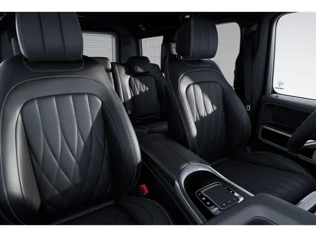 Mercedes-Benz G-Class view 9
