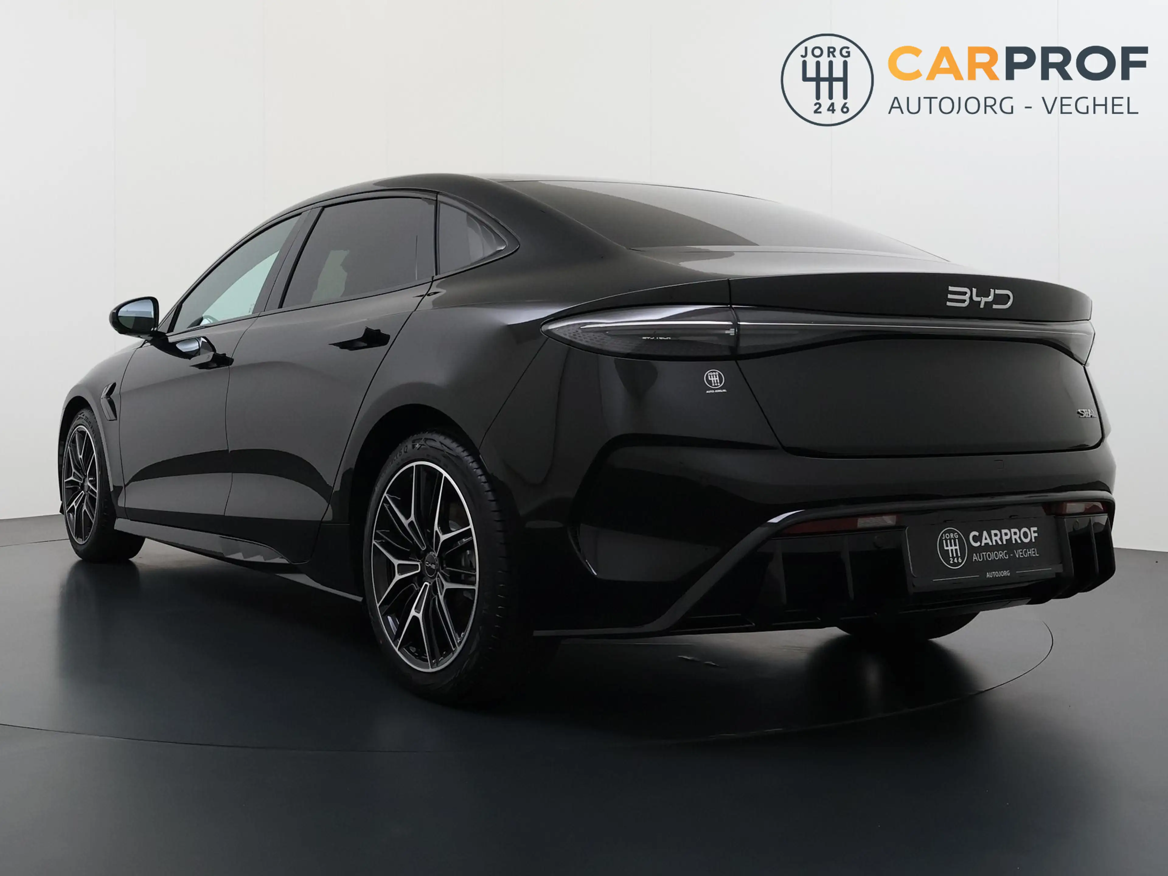 BYD Seal Design RWD 82.5 kWh 360 Camera | Cruise | Carplay — photo 2