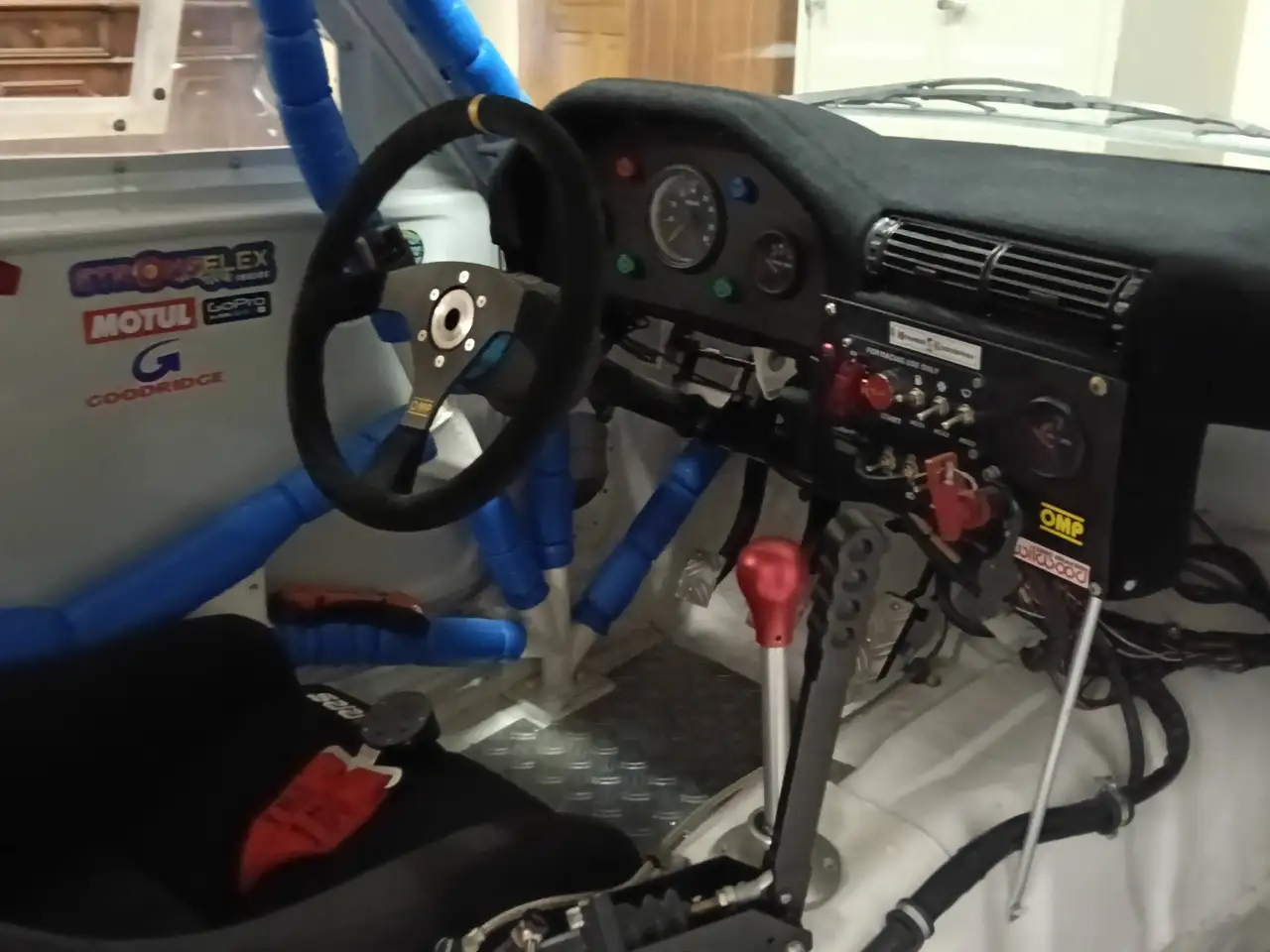 BMW 320i 2p, foto 6
