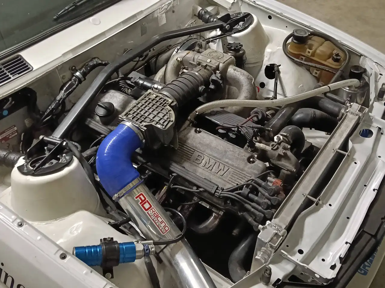 BMW 320i 2p, foto 4