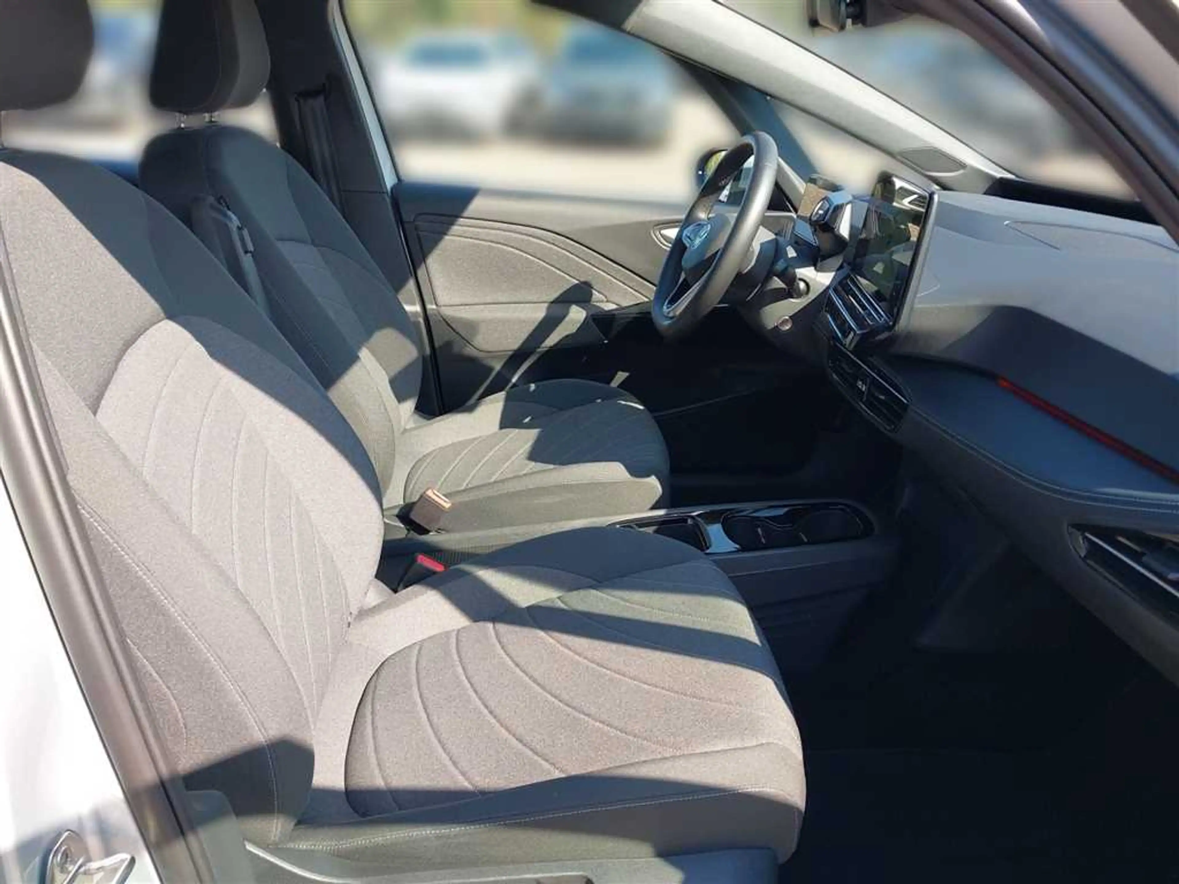 Volkswagen ID.3 Pro 62 kWh — photo 15
