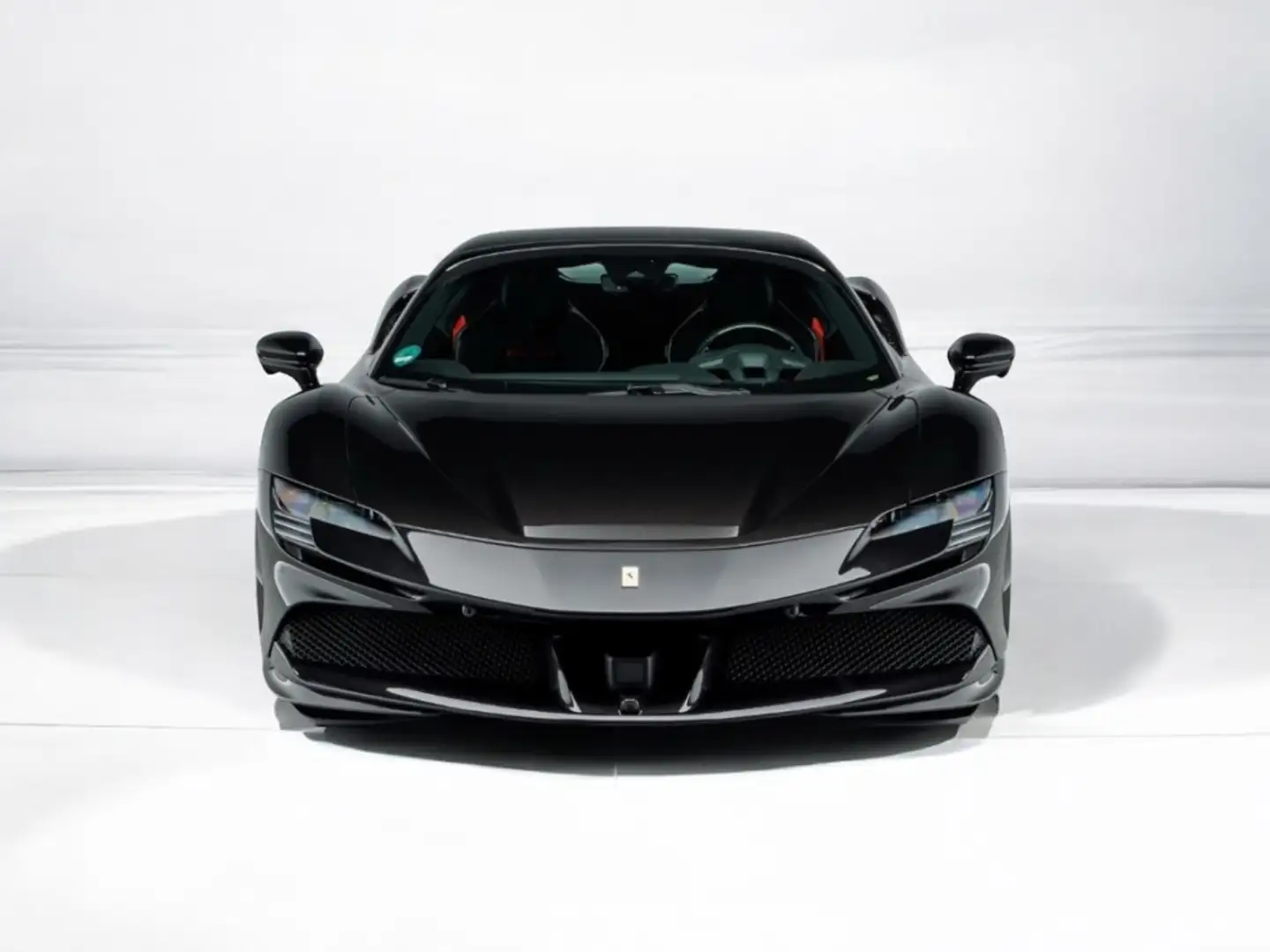 Ferrari SF90 Spider Negro - 1