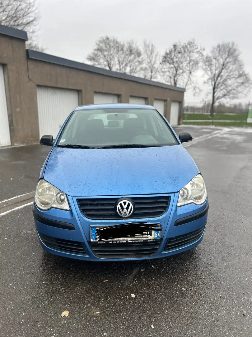 Volkswagen Polo 1.2 POLO ESSENCE - 2