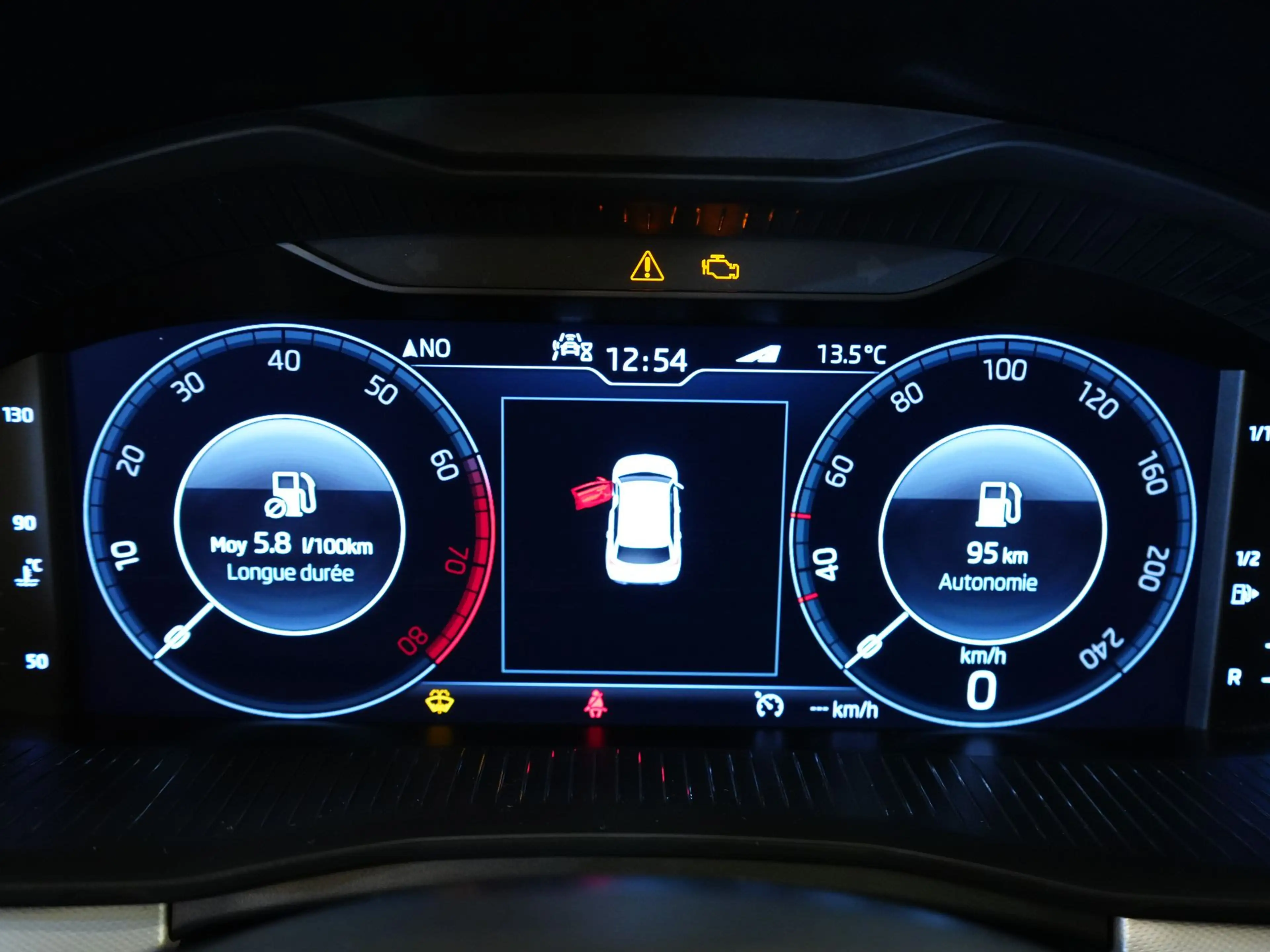 Skoda Kamiq Ambition 1.0TSi |Navi9.2"|Toitpano|LED|Start/stop|JA17" — photo 15