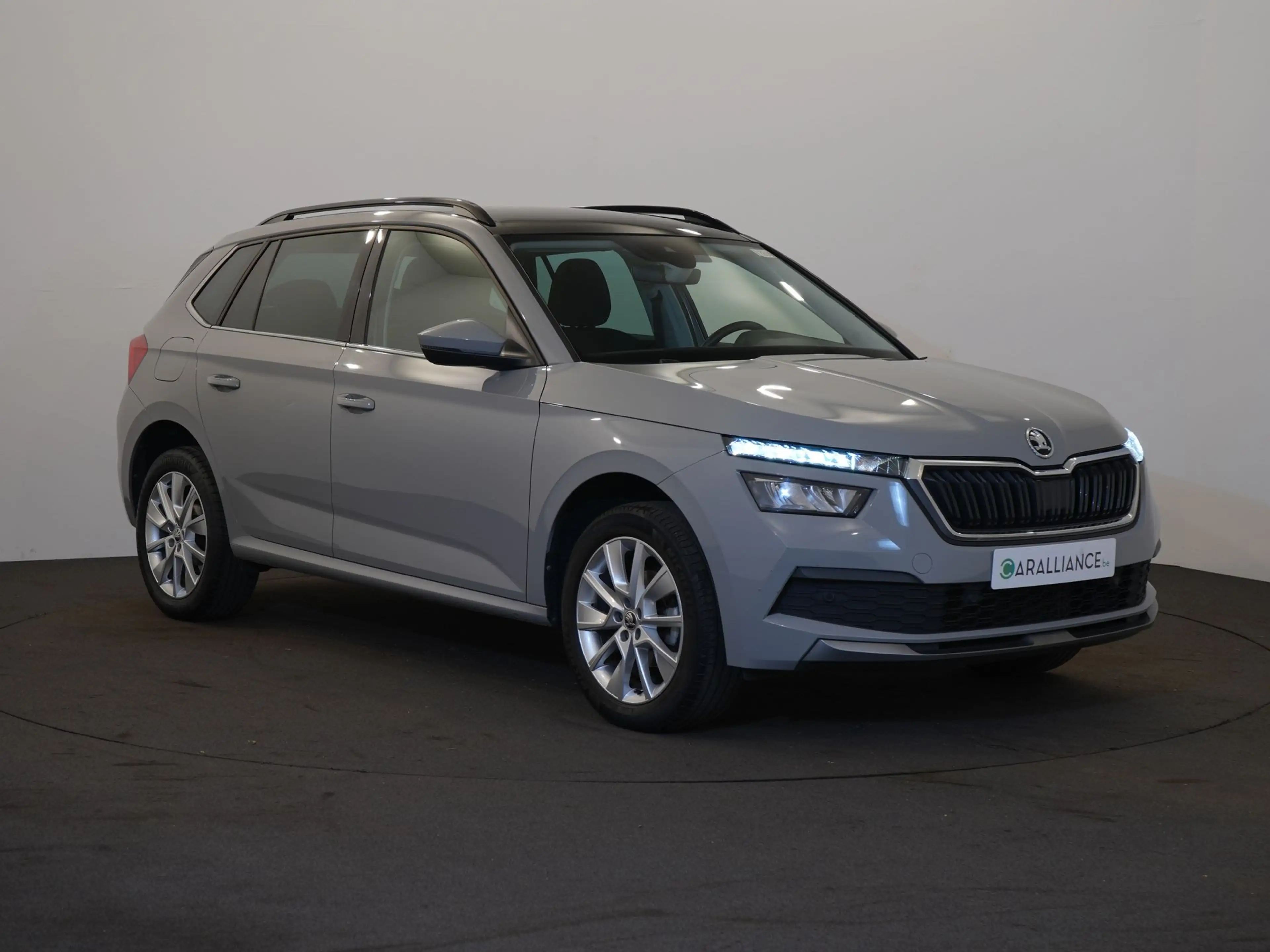 Skoda Kamiq Ambition 1.0TSi |Navi9.2"|Toitpano|LED|Start/stop|JA17" — photo 3
