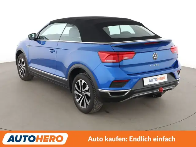 Volkswagen T-Roc view 4