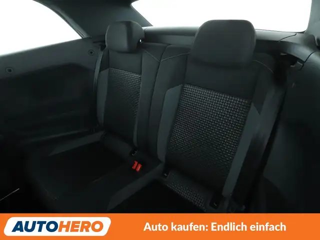 Volkswagen T-Roc view 14