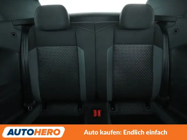 Volkswagen T-Roc view 15