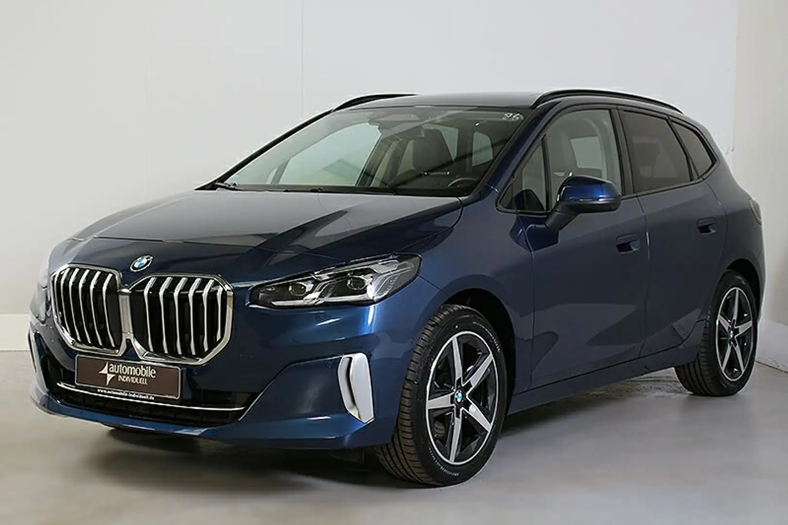 BMW 223 d xDr. Active Tourer Luxury Line AHK LED ACC Albastru - 2