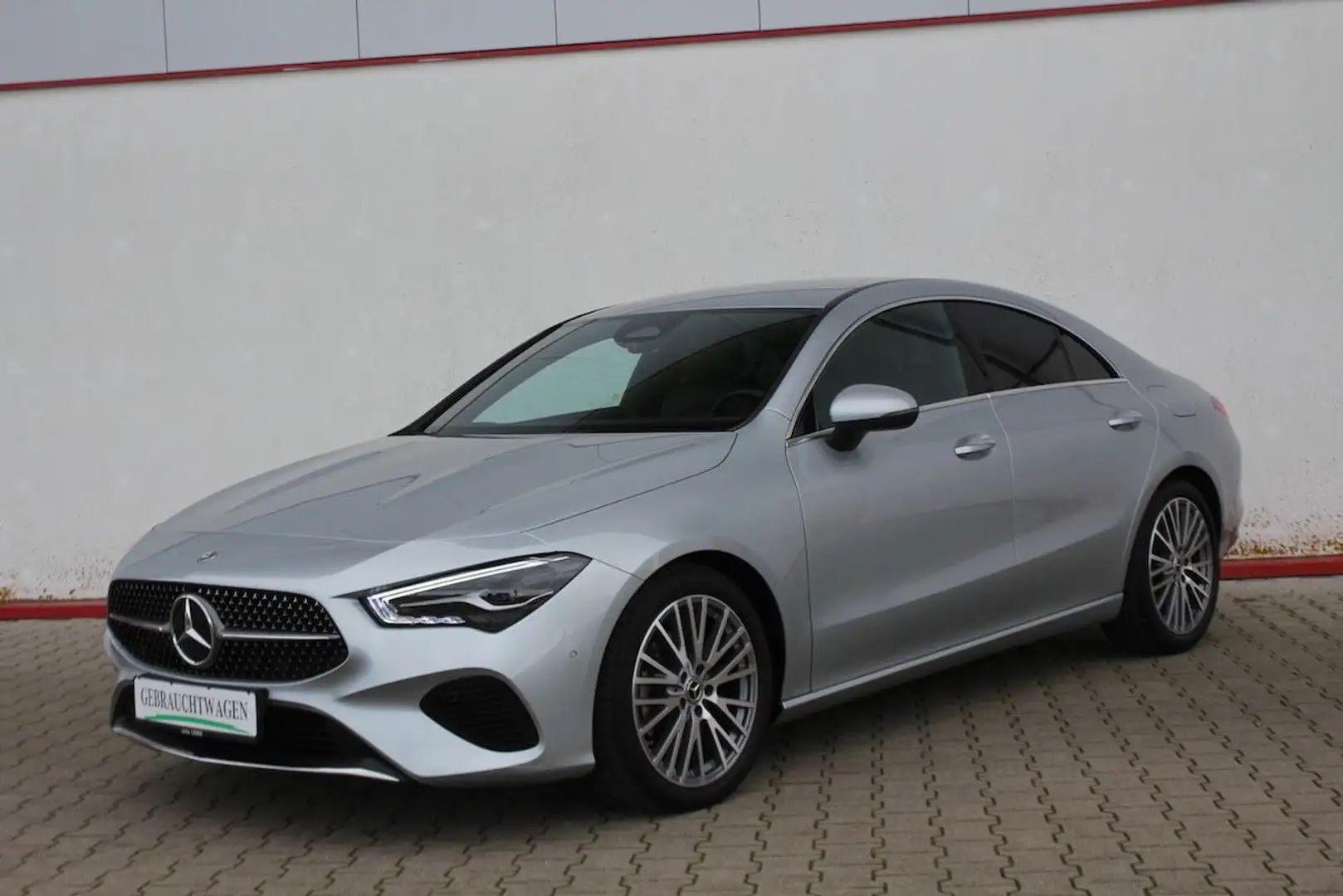 Mercedes-Benz CLA 180 d Coupé Cp. Progressive Line WideScreen Silber - 2