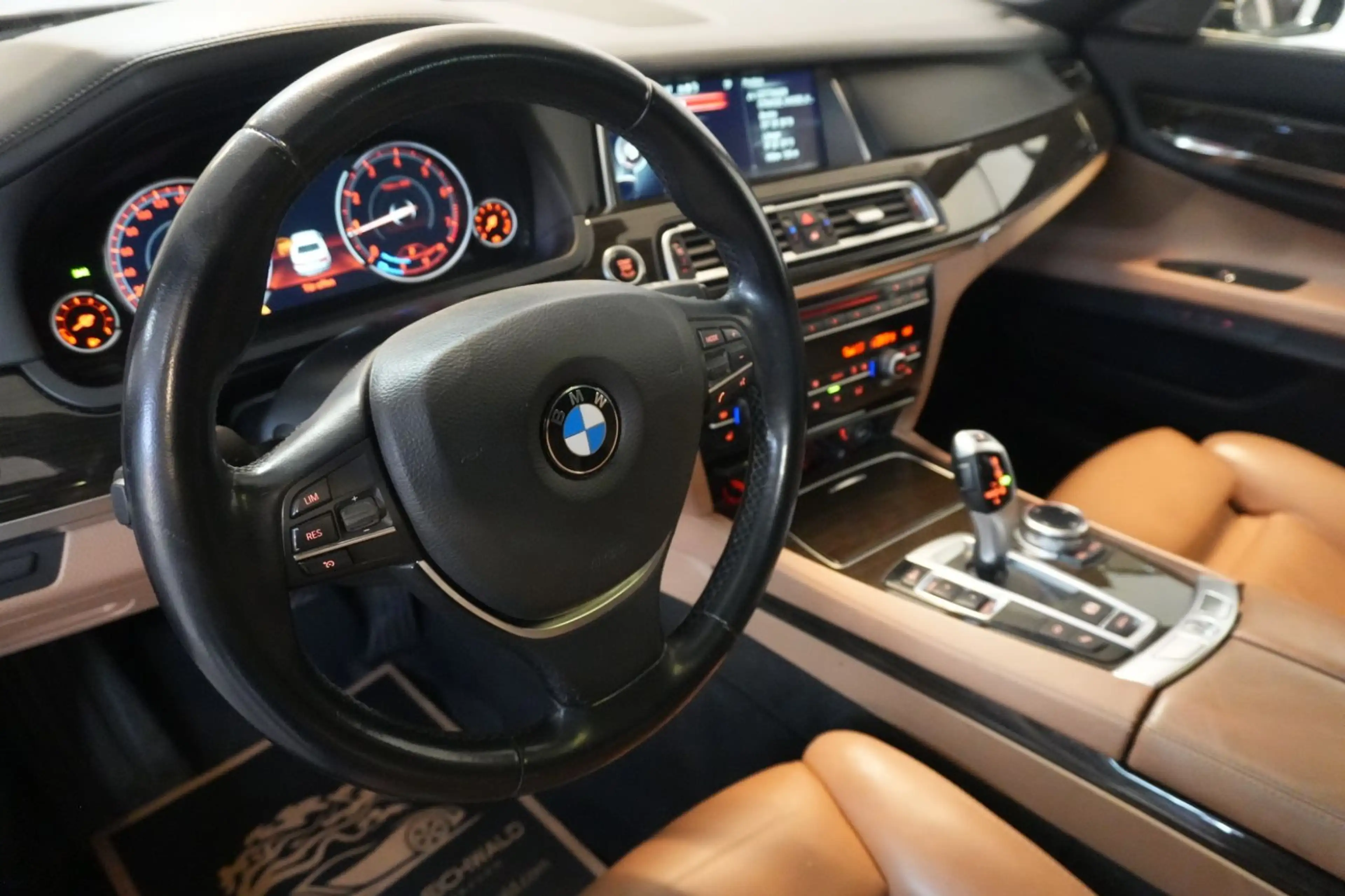 BMW 740 Li Schiebedach 360°HeadUp H&K — photo 10