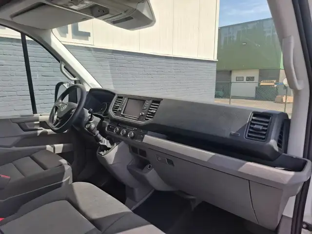 Volkswagen Crafter view 8