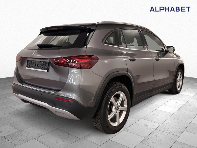Mercedes-Benz GLA 180 d El.Heckkl. Key LED Lane Navi RKam AUT — photo 4