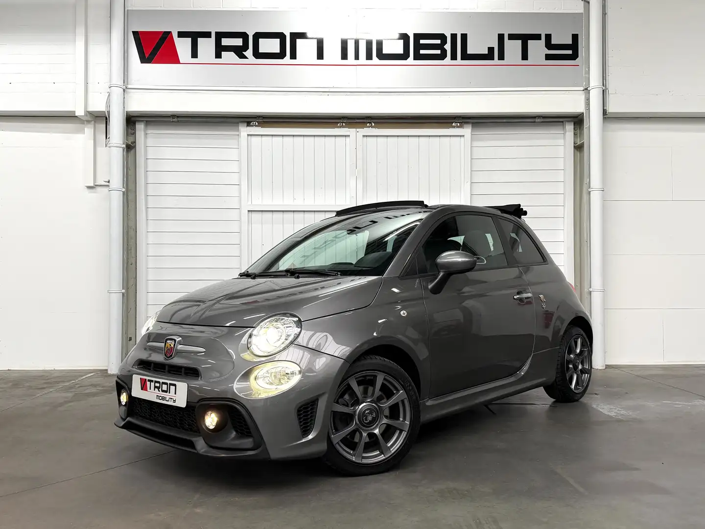 Fiat 595 Abarth CABRIO 1.4L T-Jet 16v NAVI*DAB*PDC*AC Grau - 1