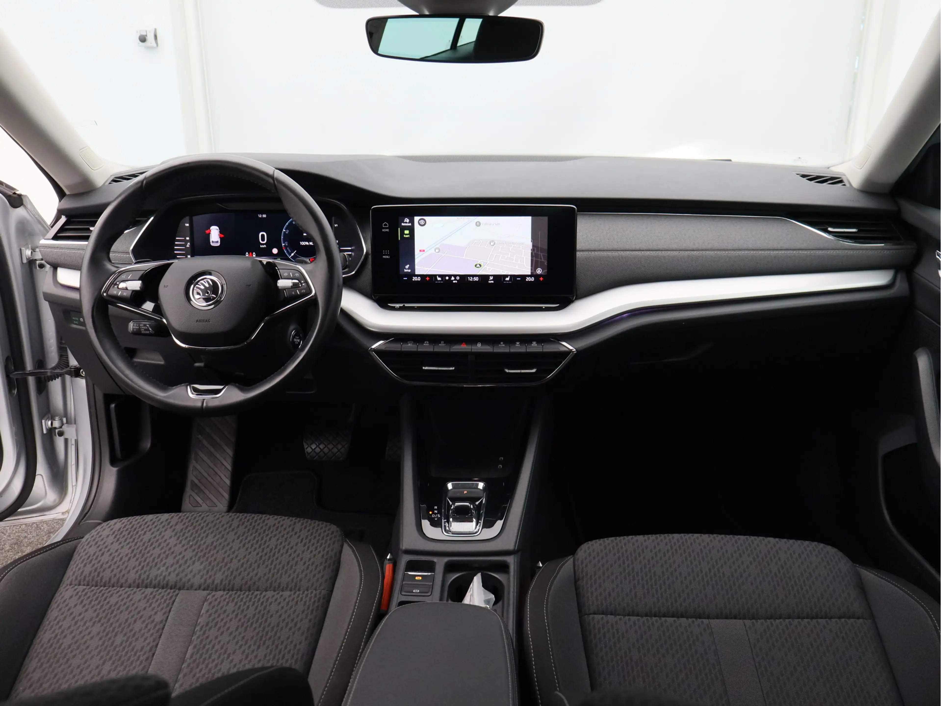 Skoda Octavia Combi 1.0 e-TSI Business Edition Plus/ trekhaak/ z — photo 2