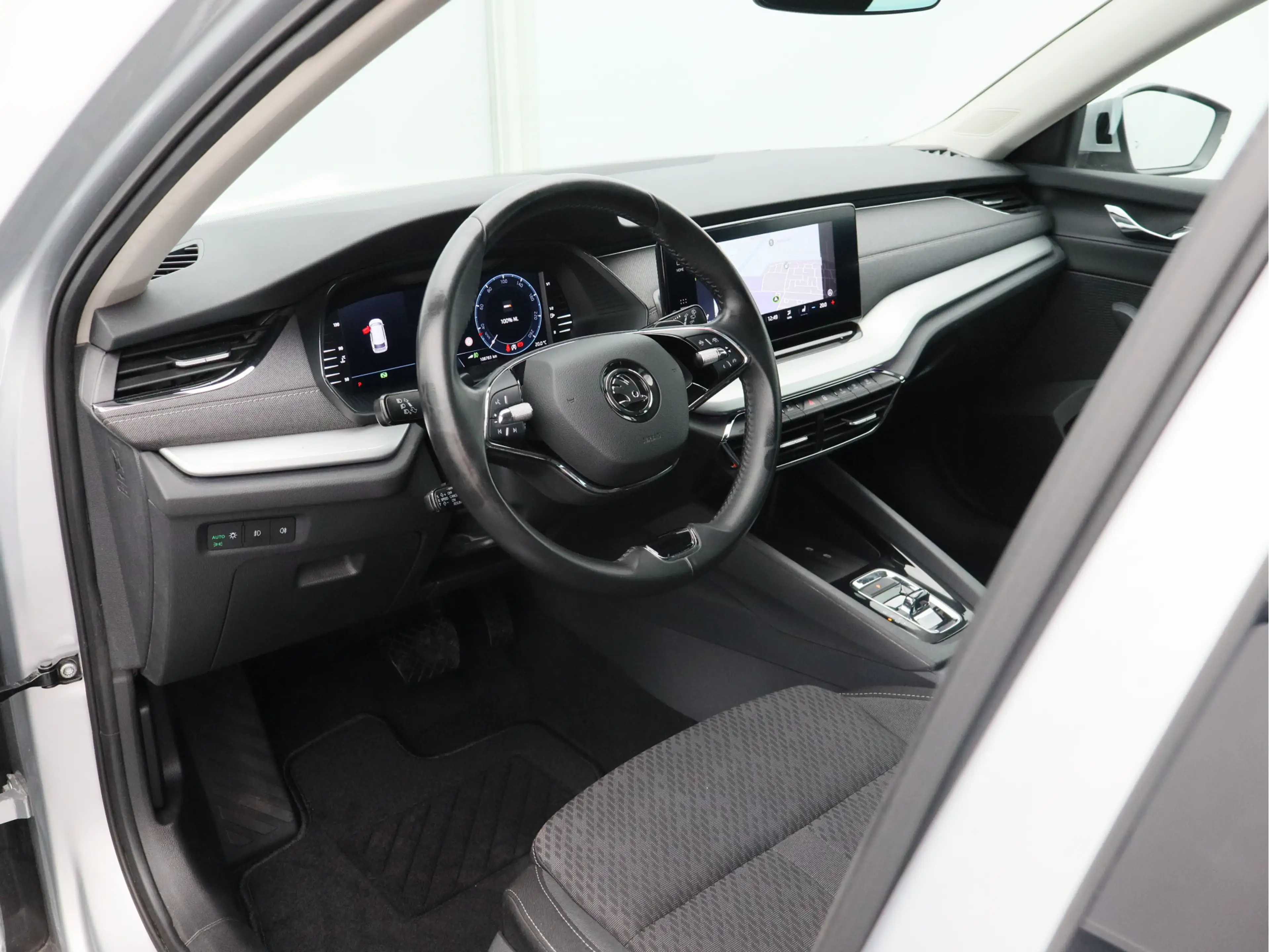 Skoda Octavia Combi 1.0 e-TSI Business Edition Plus/ trekhaak/ z — photo 5