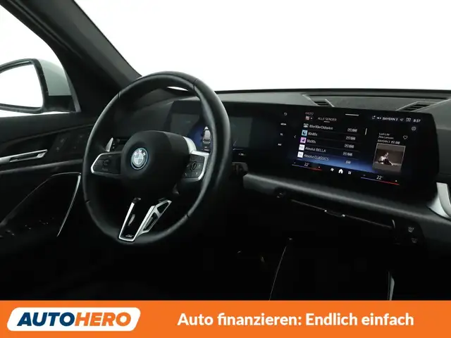 BMW Ix1 view 13