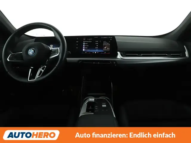 BMW Ix1 view 12