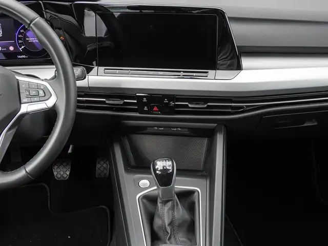 Volkswagen Golf view 10