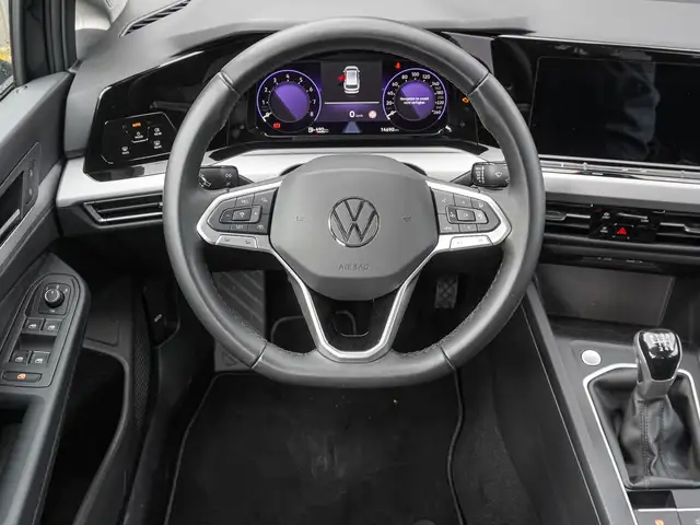 Volkswagen Golf view 8