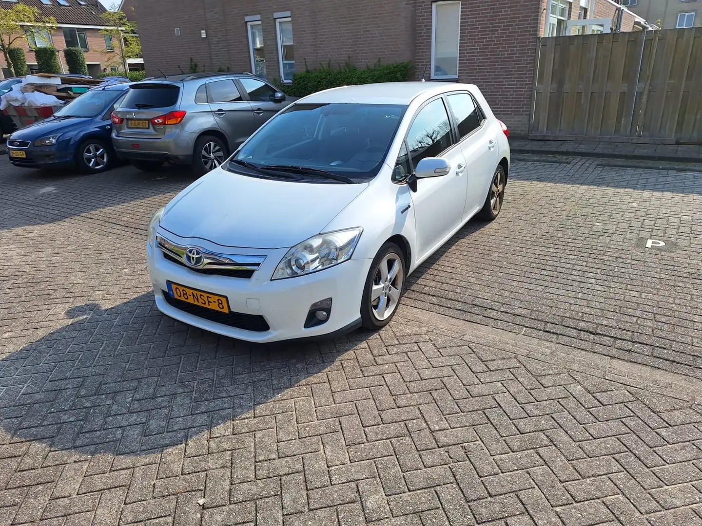 Toyota Auris Auris 1.8 Full Hybrid Exe. Wit - 2
