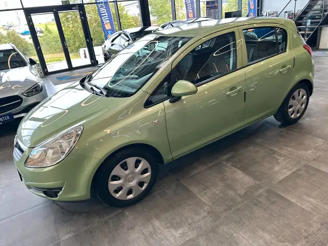 Opel Corsa view 24