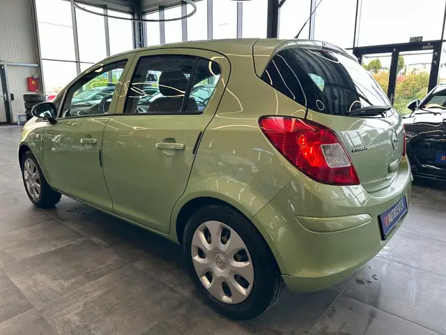 Opel Corsa view 25