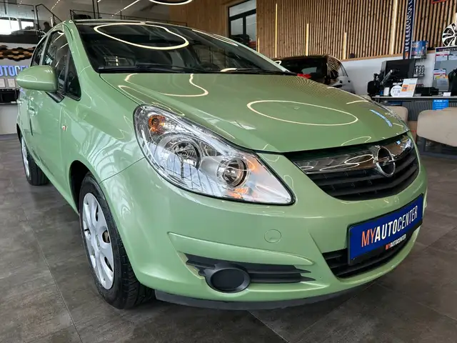 Opel Corsa view 3