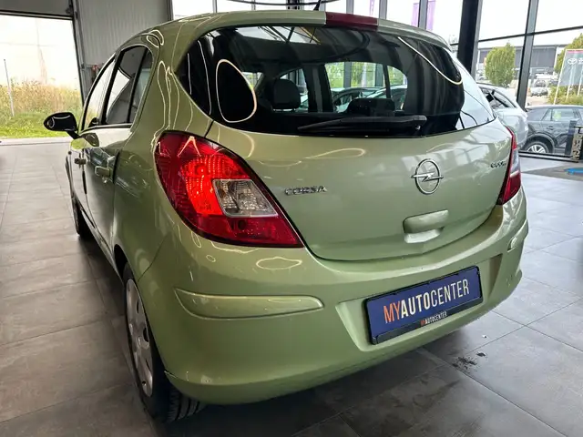 Opel Corsa view 5
