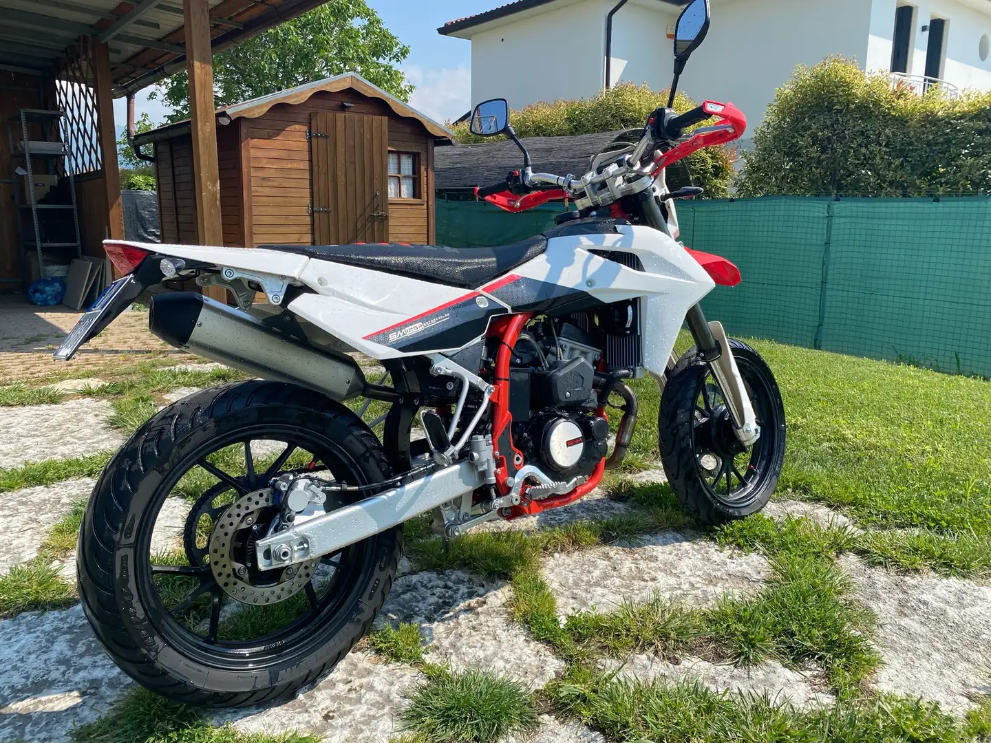SWM SM 125 R Red - 1