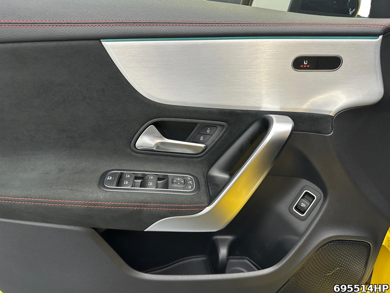Mercedes-Benz CLA 35 AMG 4M Coupé  Night Pano Sound Kamera LED — photo 9