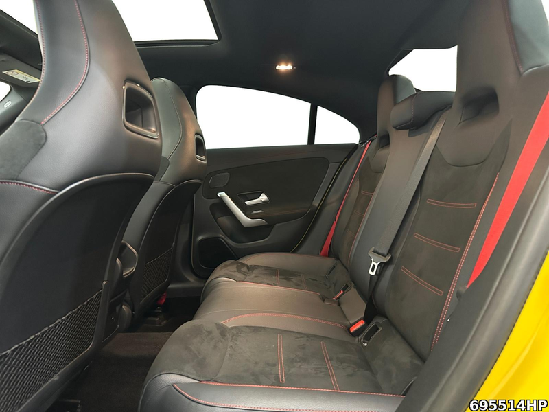 Mercedes-Benz CLA 35 AMG 4M Coupé  Night Pano Sound Kamera LED — photo 11
